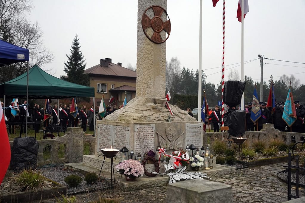 pomnik poległych legionistów