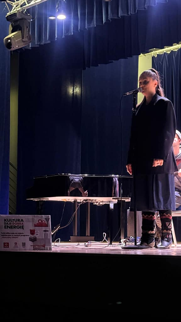 aktorka na scenie
